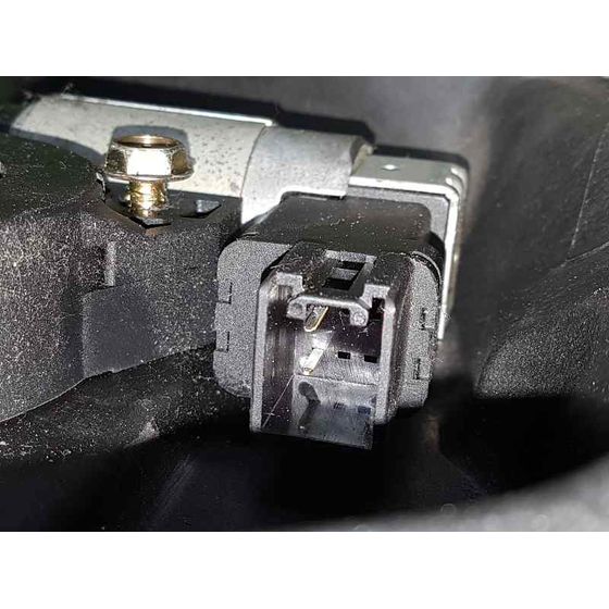 Elevalunas Delantero Derecho Para Mazda 6 Berlina
