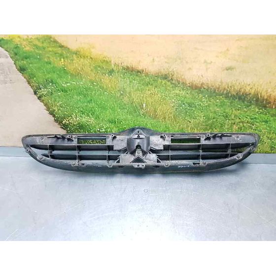 Rejilla Delantera Para Citroen Saxo