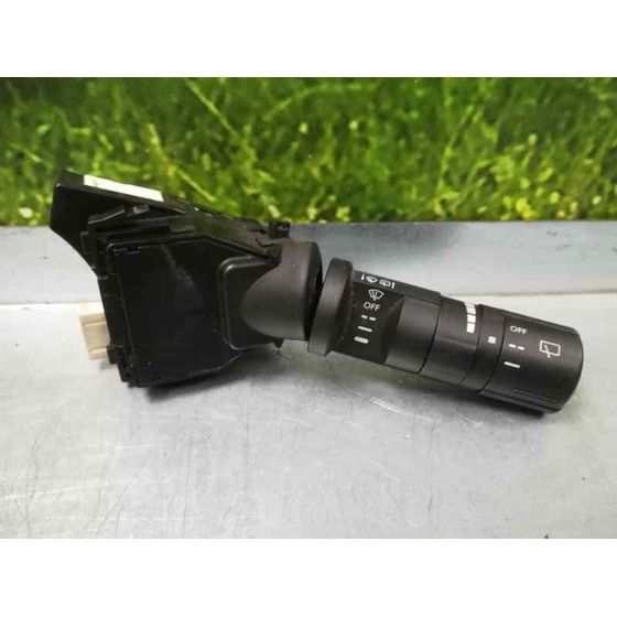 Mando Limpia Para Nissan Pathfinder