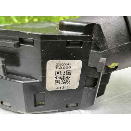 Mando Limpia Para Nissan Pathfinder
