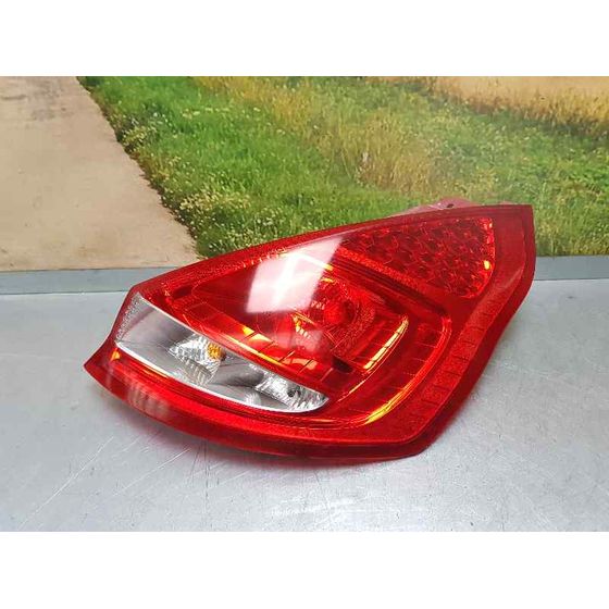 Piloto Trasero Derecho Para Ford Fiesta