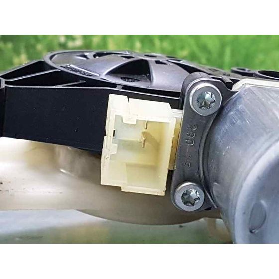 Elevalunas Delantero Derecho Para Seat Leon St