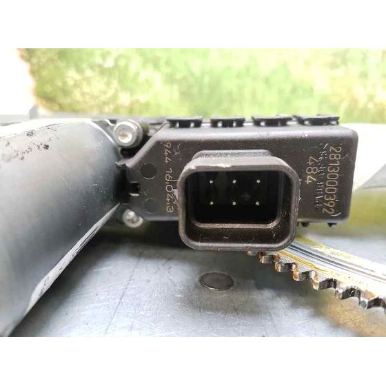 Elevalunas Delantero Derecho Para Opel Astra H Berlina
