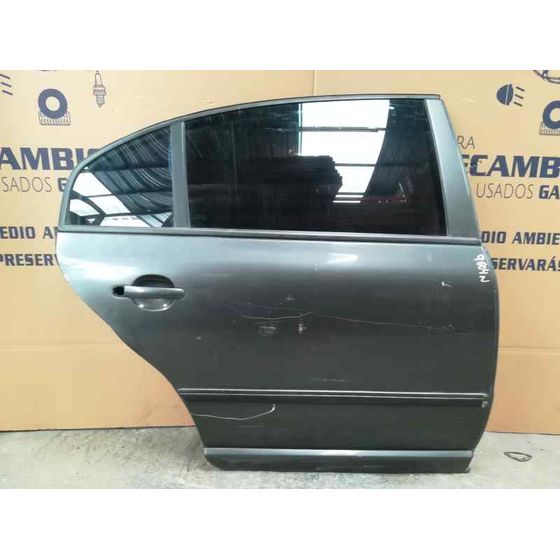 Puerta Trasera Derecha Para Skoda Superb