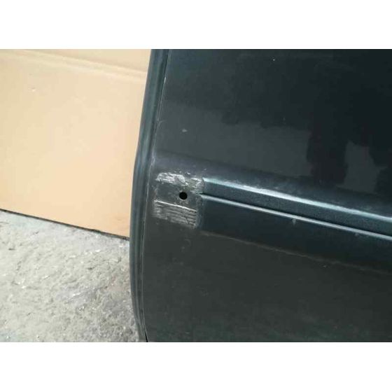 Puerta Trasera Izquierda Para Skoda Superb