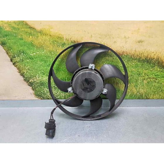 Electroventilador Para Volkswagen Golf V Berlina