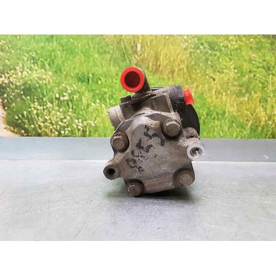 Bomba Direccion para Seat Inca (6K9)
