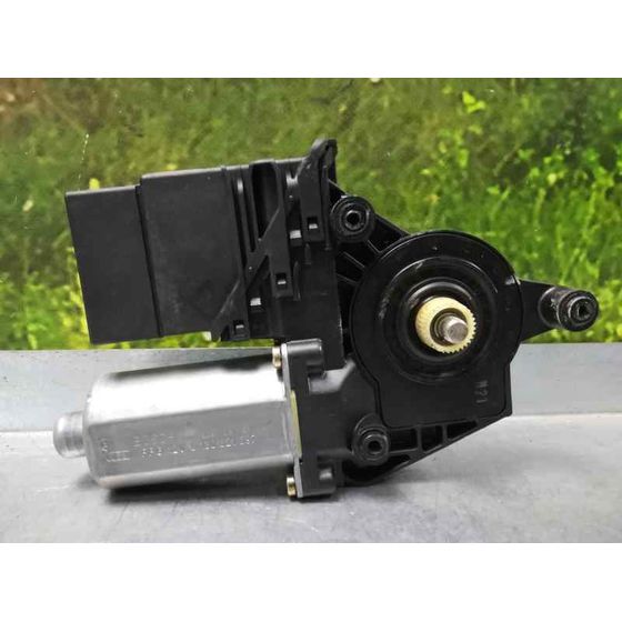 Motor Elevalunas Trasero Izquierdo Para Volkswagen Passat Berlina