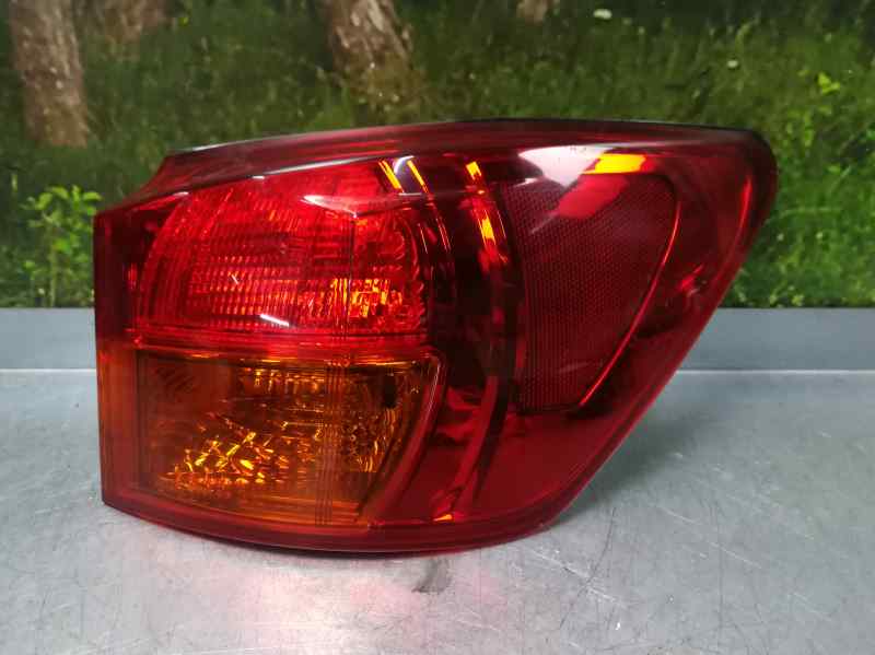 Piloto Trasero Derecho para Lexus Is200