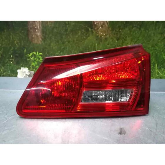 Piloto Trasero Derecho para Lexus Is200