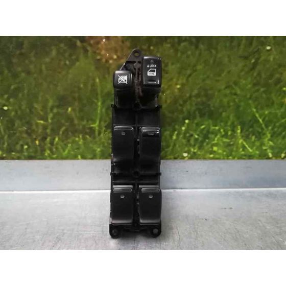 Mando Elevalunas Delantero Izquierdo Para Lexus Is200