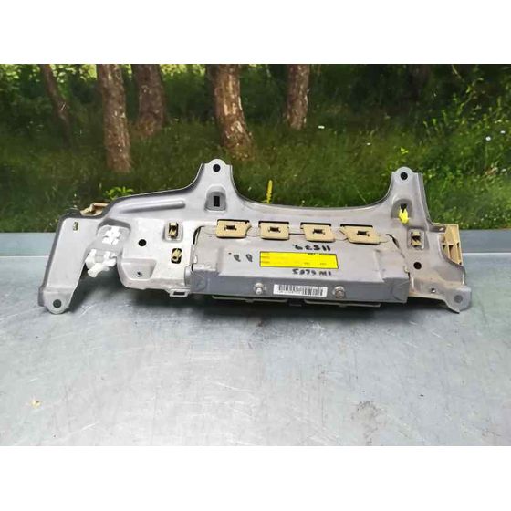 Airbag Inferior Dch. (Piernas) Para Lexus Is200