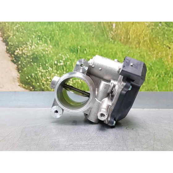 Caja Mariposa para Skoda Octavia Lim. (5E3)
