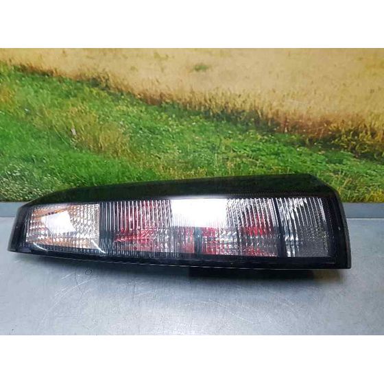 Piloto Trasero Derecho Para Opel Meriva