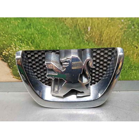 Rejilla Delantera Para Peugeot 207