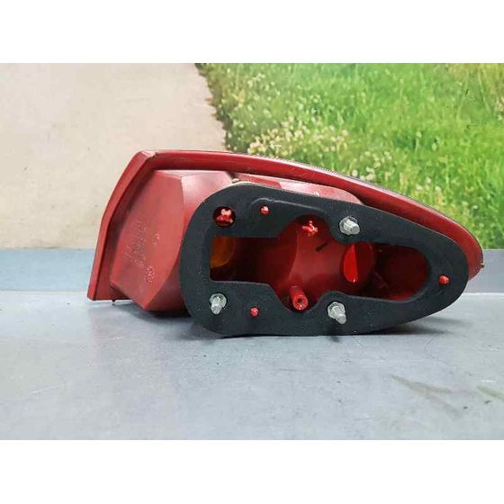 Piloto Trasero Izquierdo Para Alfa Romeo 147