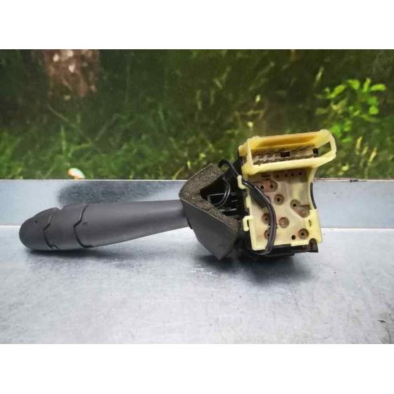 Mando Limpia Para Renault Laguna