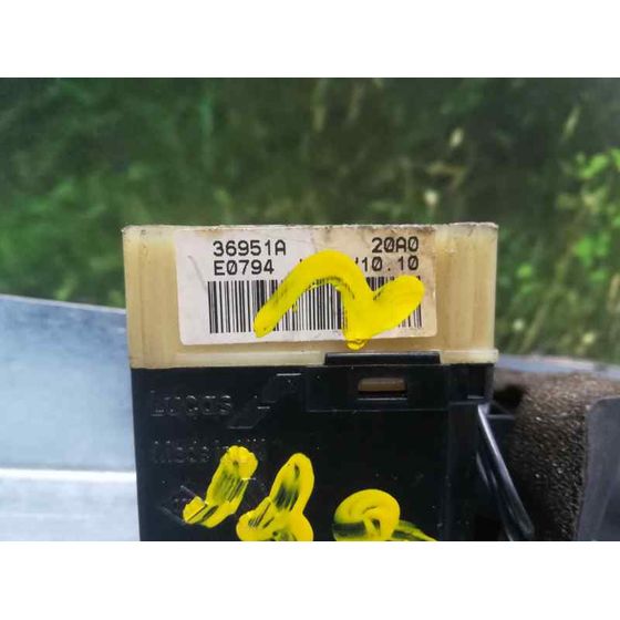 Mando Limpia Para Renault Laguna