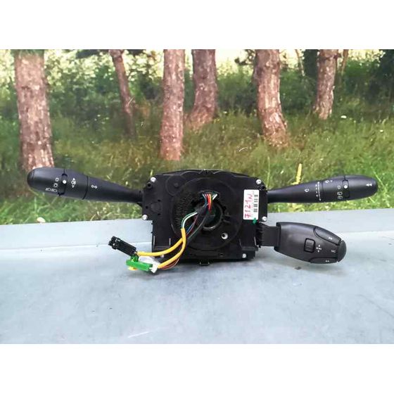 Com 2000 Para Peugeot 207