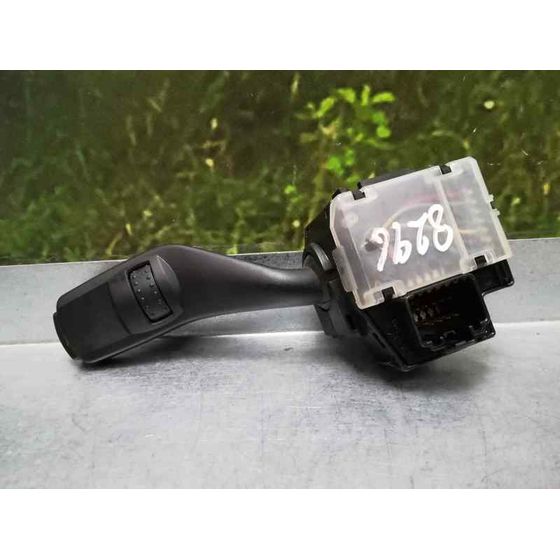 Mando Limpia Para Ford Focus Berlina