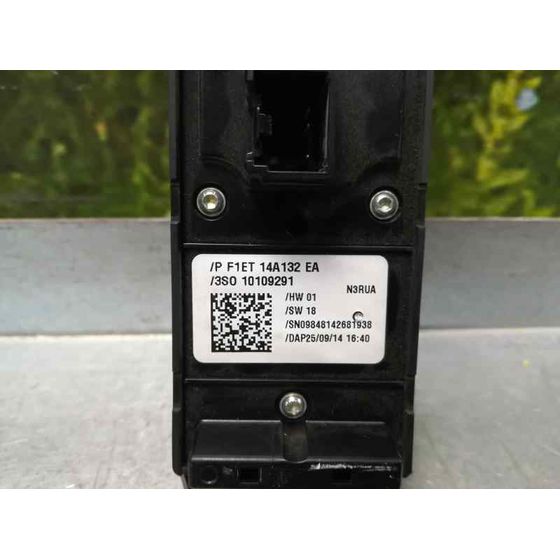 Mando Elevalunas Delantero Izquierdo Para Ford Fiesta