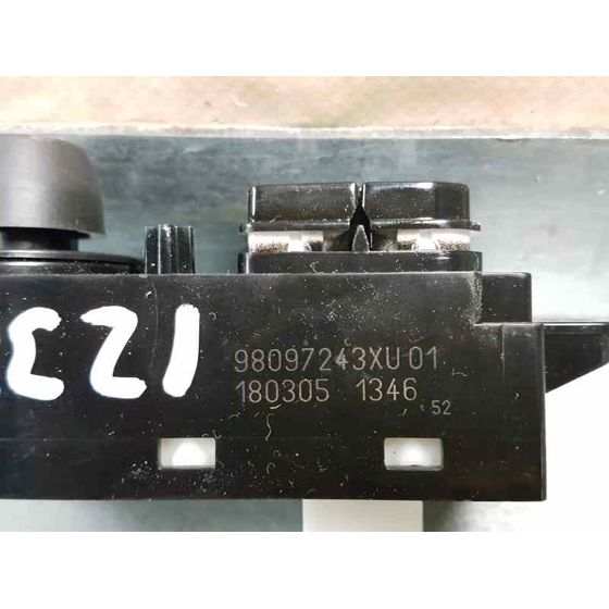 Mando Radio Para Peugeot 208