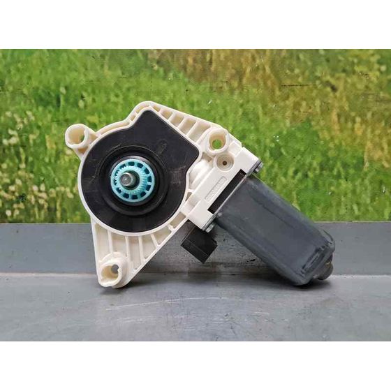 Motor Elevalunas Delantero Izquierdo Para Volkswagen Passat Variant