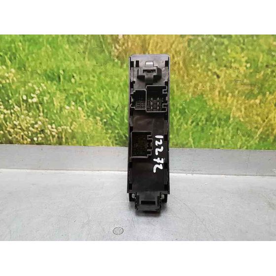 Mando Elevalunas Delantero Izquierdo para Ford Focus