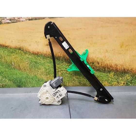 Elevalunas Trasero Derecho Para Volkswagen Golf Vii Lim.