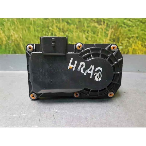 Caja Mariposa para Nissan Pulsar (C13)