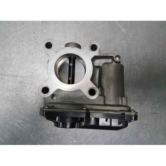 Caja Mariposa para Nissan Pulsar (C13)