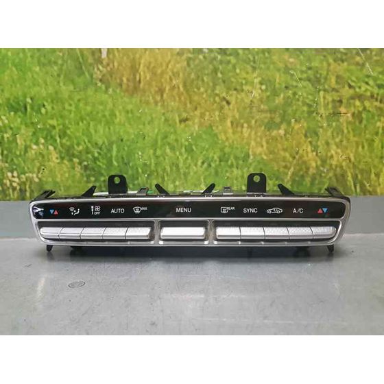 Mando Climatizador Para Mercedes Clase C Lim.