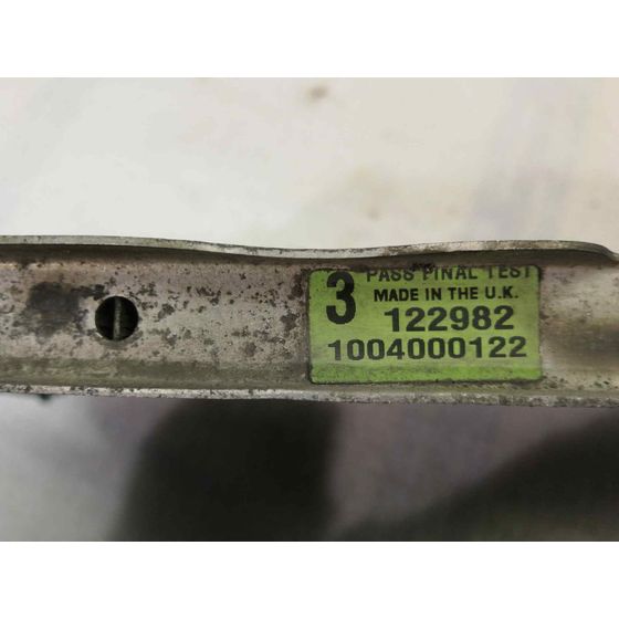 Condensador / Radiador Aire Acondicionado Para Nissan Primera Berlina