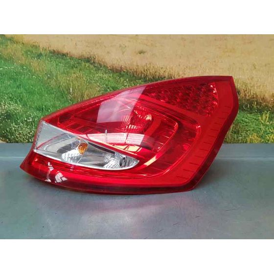 Piloto Trasero Derecho Para Ford Fiesta