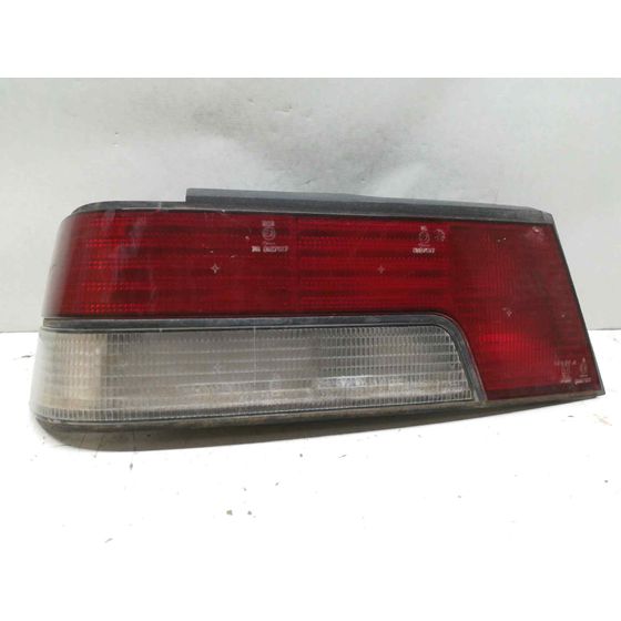 Piloto Trasero Izquierdo Para Peugeot 405 Berlina