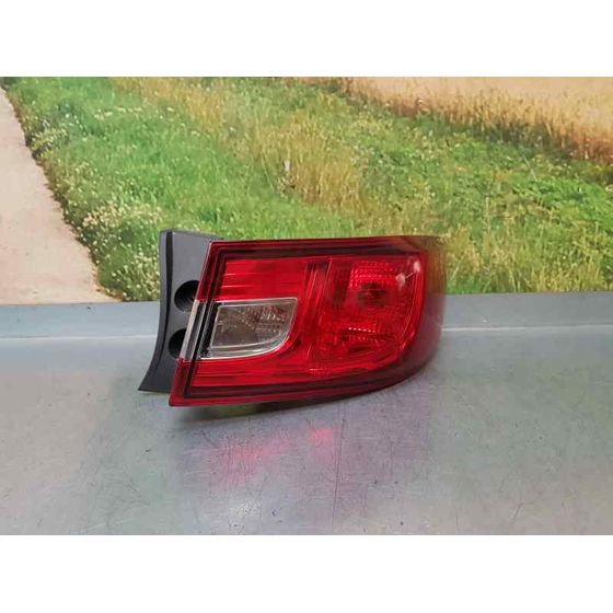Piloto Trasero Derecho Para Renault Clio Iv