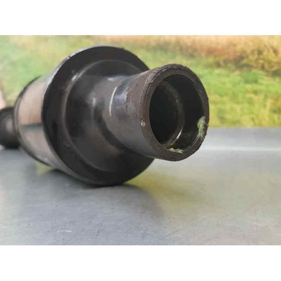 Transmision Trasera Derecha Para Jeep Cherokee