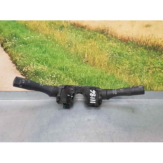 Mando Luces Y Limpia Para Nissan Micra