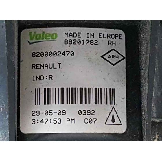 Faro Antiniebla Derecho Para Renault Clio Iii