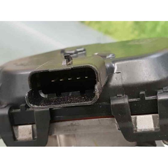 Caja Mariposa Para Peugeot 208