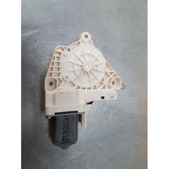 Motor Elevalunas Trasero Derecho Para Audi A1 Sportback