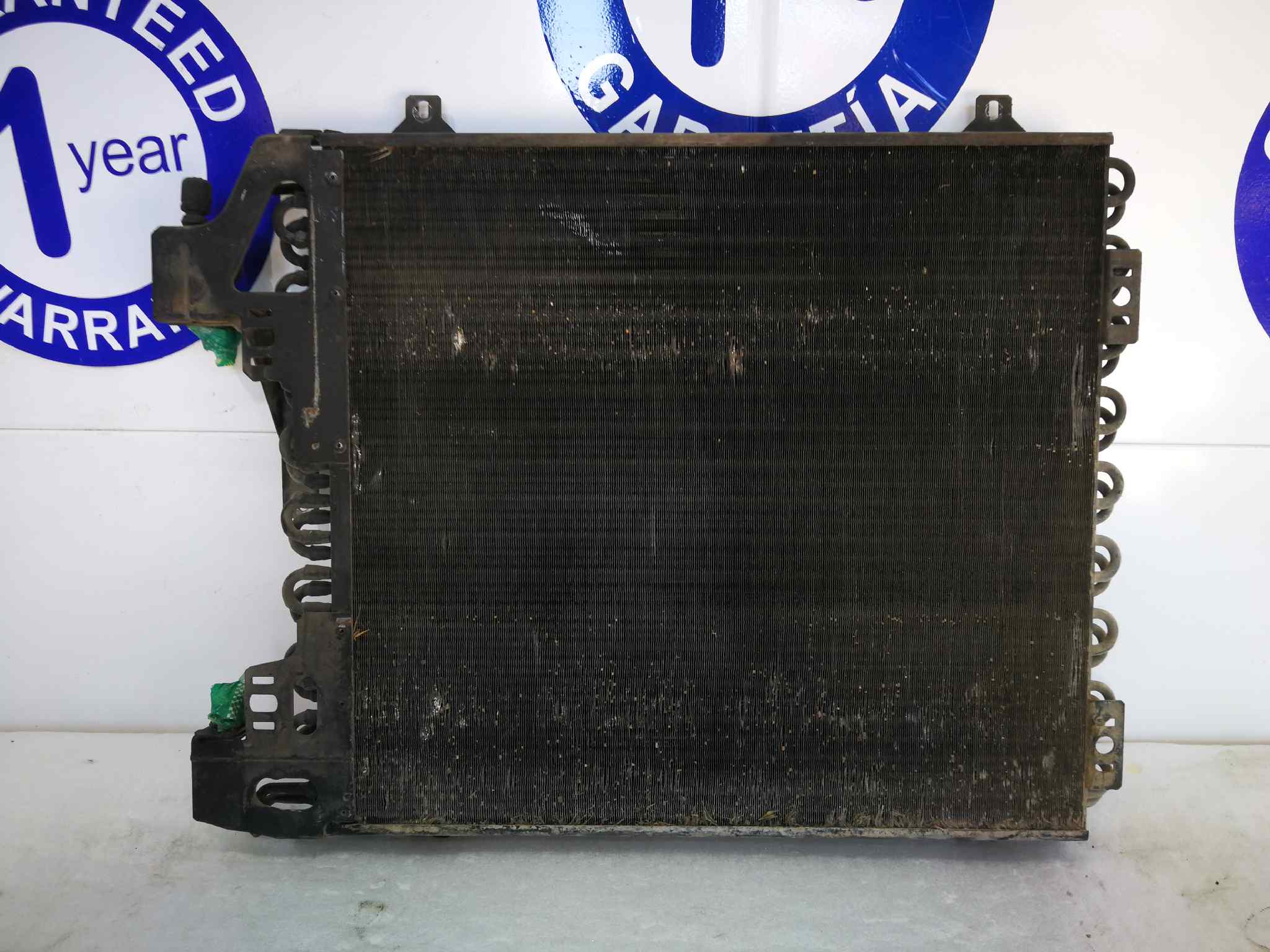 Condensador / Radiador Aire Acondicionado Para Renault Rapid/Express
