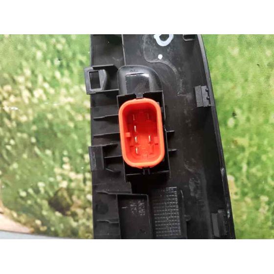Mando Elevalunas Delantero Derecho Para Ford Tourneo Courier