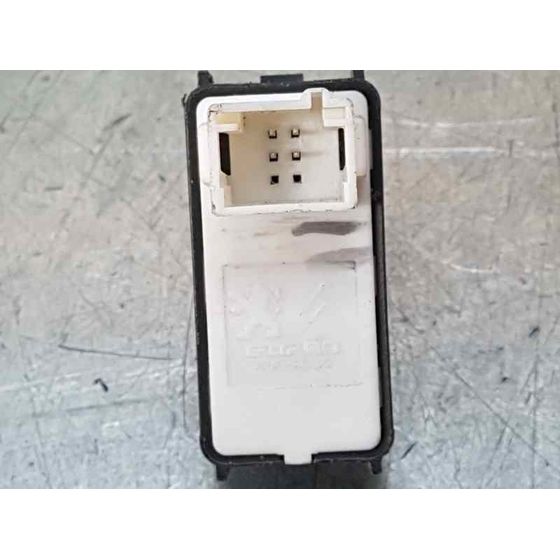 Mando Elevalunas Delantero Derecho para Peugeot 3008