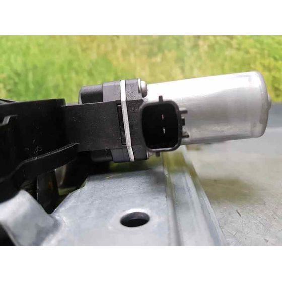 Elevalunas Delantero Derecho Para Renault Clio Iv