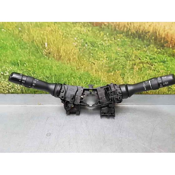 Mando Luces Y Limpia Para Toyota Auris