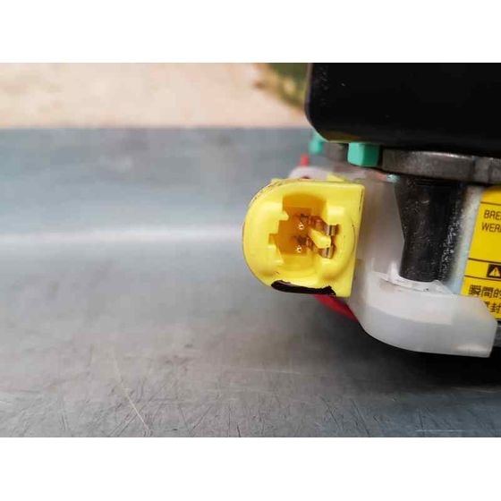 Pretensor Airbag Izquierdo para Toyota Auris
