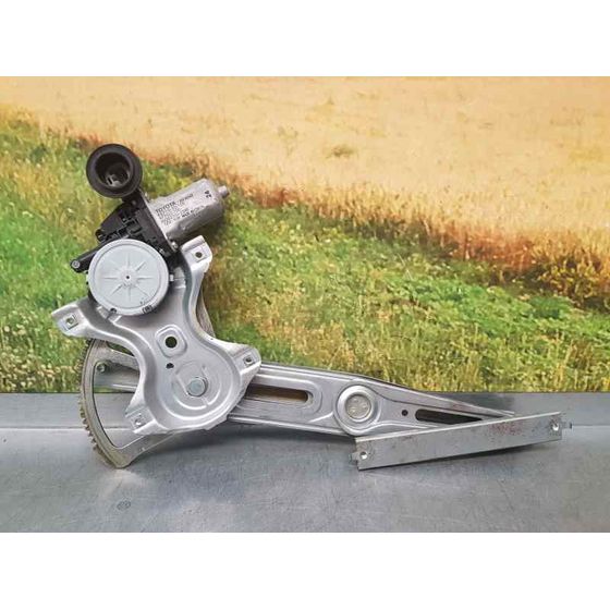 Elevalunas Delantero Derecho Para Toyota Yaris