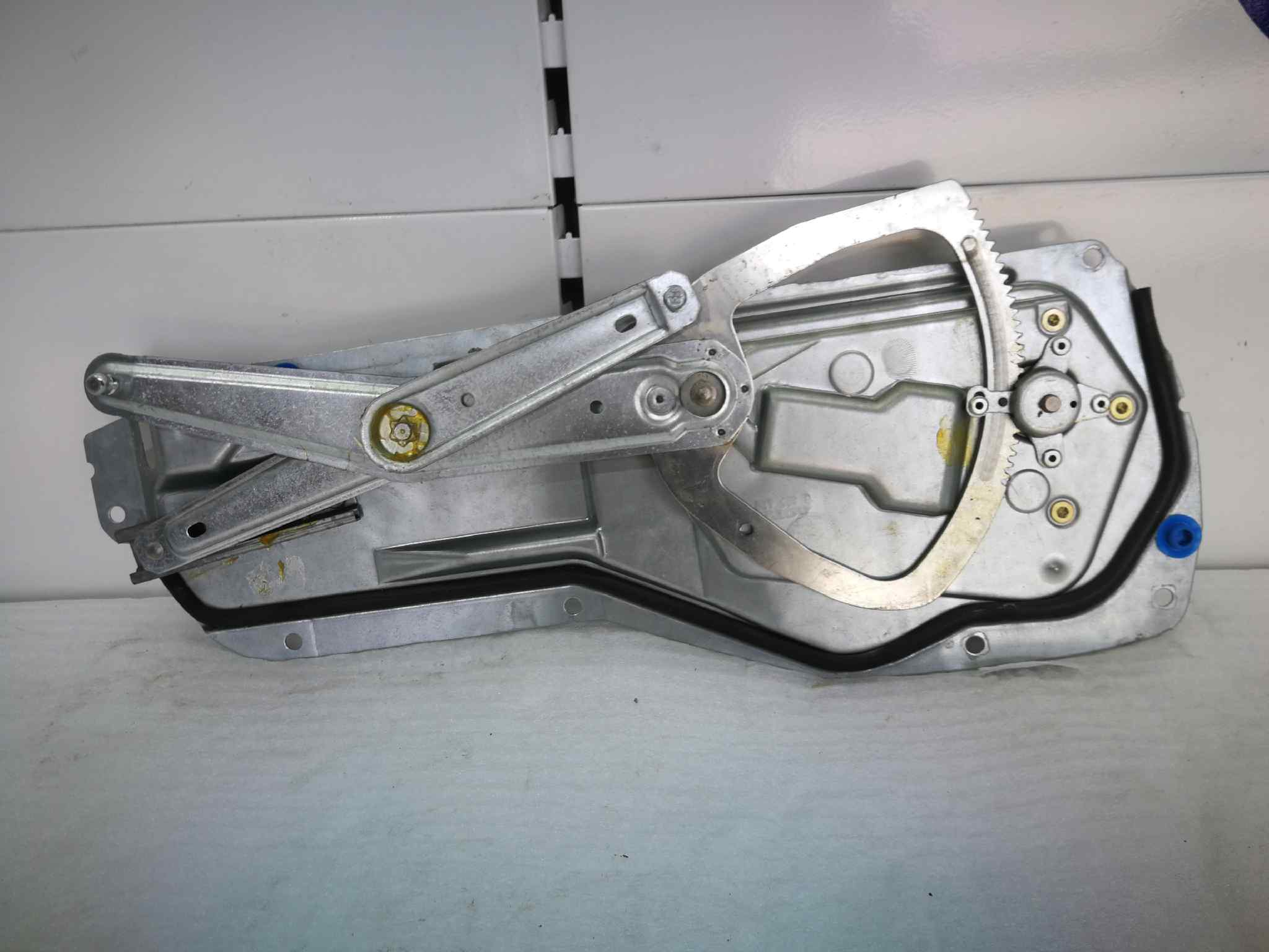 Elevalunas Delantero Derecho Para Volvo S70 Berlina