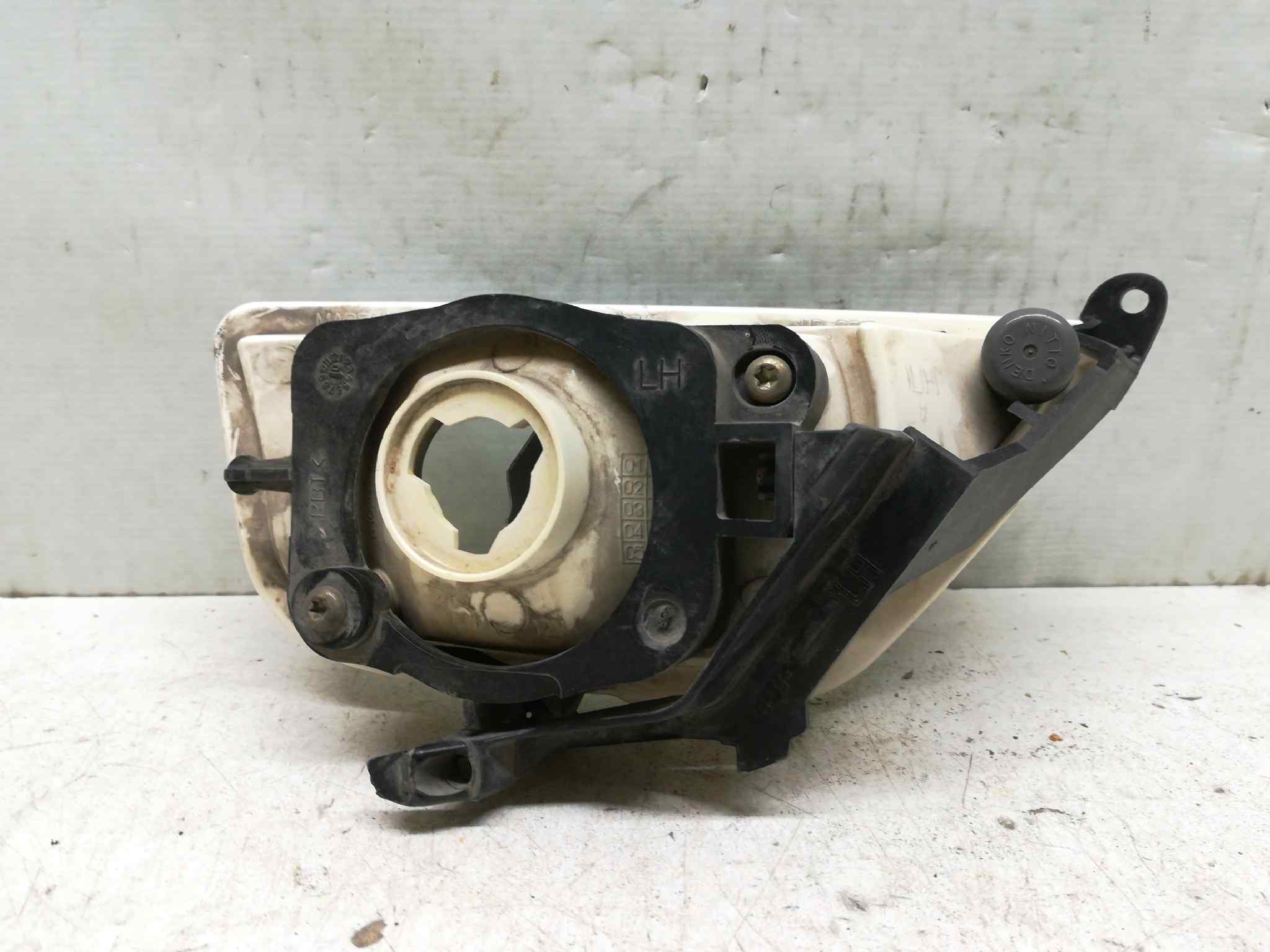 Faro Antiniebla Izquierdo para Ford Focus Berlina (Cak)